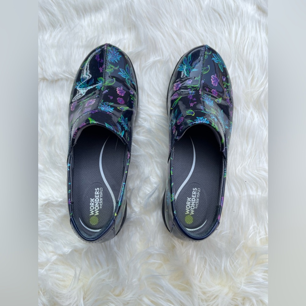 NEW Women’s Dansko Clogs, Botanical Patent, Size 39 - Picture 9 of 9